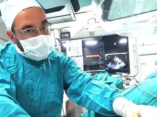 В БСМП Челнов впервые в Татарстане заменили клапан аорты через подключичную артерию