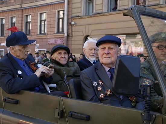 Ветеранам в Петербурге дадут единовременные выплаты к 80-летию прорыва блокады