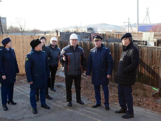 Михаил Филичев проверил, как в Улан-Удэ идет ремонт многоквартирных домов