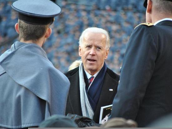 Байден: маловероятно, что ракета, упавшая в Польше, была запущена Россией