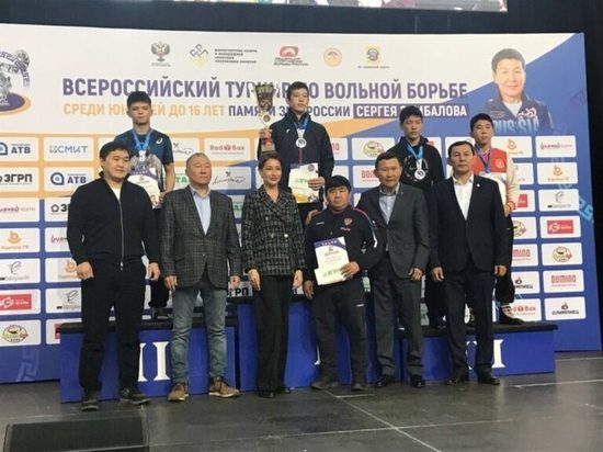Подросток из Хакасии стал победителем всероссийского турнира по борьбе
