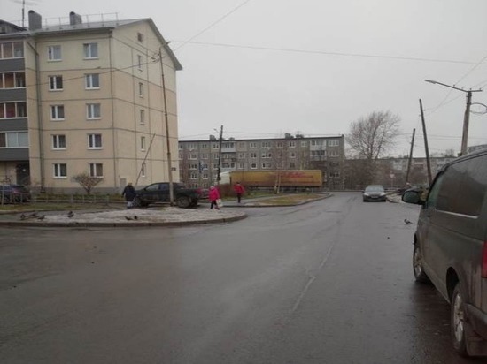 В Петрозаводске ищут водителя, который сбил несовершеннолетнюю и скрылся