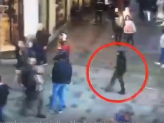Опубликовано видео с закладкой бомбы перед терактом в Стамбуле