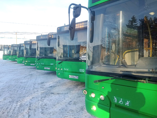 Автопарк Копейска пополнился новыми низкопольными автобусами