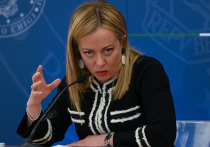 Премьер-министр Италии Джорджа Мелони во время своего выступления на пресс-конференции на полях саммита "Большой двадцатки" (G20) на Бали заявила, что ответственность за ЧП с упавшей на территории Польши в Люблинском воеводстве на границе с Украиной ракетой лежит на России, несмотря на то, что боеприпас украинский