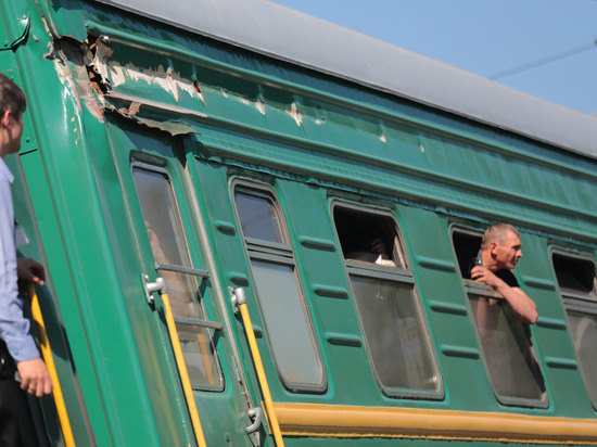 На Украине из-за ударов по инфраструктуре встали поезда