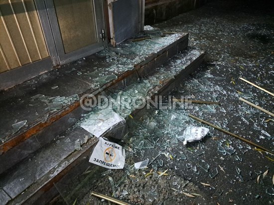 В Донецке показали последствия обстрела Киевского района