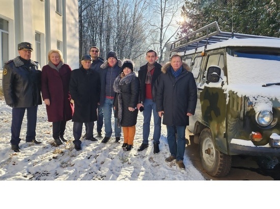 Депутаты передали калужским мобилизованным 3 автомобиля УАЗ