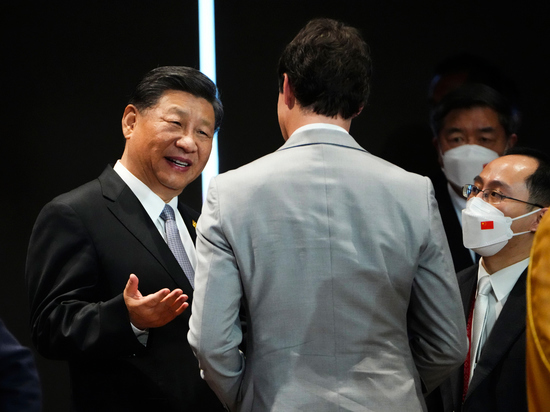 Си Цзиньпин устроил выволочку премьеру Канады Трюдо; laquo;Встань в угол, Джастин