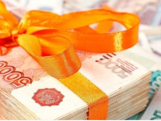 В Орловской области 12 педагогов получат по 100 тысяч рублей