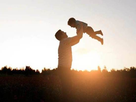 В Чувашии за 10 месяцев внесли 1486 актов об установлении отцовства