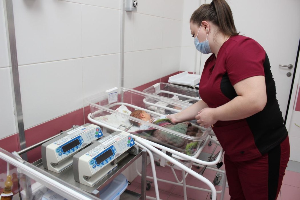 молочный блок в перинатальном центре. перинатальный центр рязань отделение недоношенных детей. перинатальный центр недоношенные дети. перинатальный центр саратов на зерновой бокс для недоношенных детей. перинатальный центр недоношенные дети.