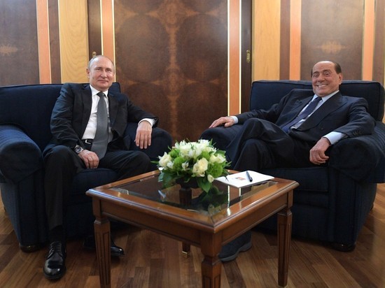Берлускони намерен "заманить" Путина на переговоры по Украине до Рождества
