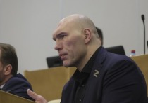 В Москве госпитализирован бывший боксер, депутат Госдумы РФ Николай Валуев, сообщает телеграм-канал Мутко против
