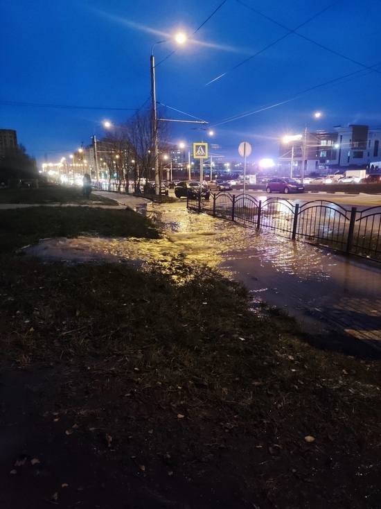 В Калуге часть Правобережья затопило водой