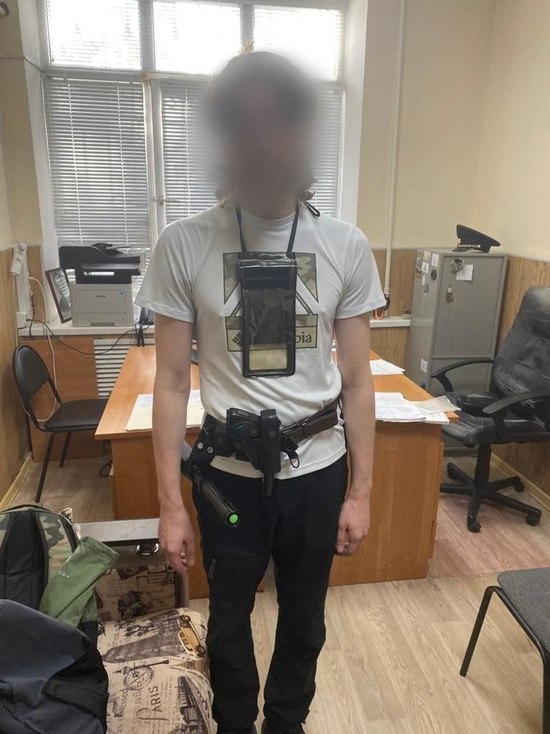 В Анапе правоохранители задержали мужчину, гуляющего с игрушечным пистолетом возле ТРЦ