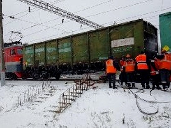 В Мичуринском районе сошёл с рельсов вагон-цистерна, перевозивший аммиачную селитру