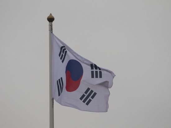 Президент Южной Кореи приказал укрепить меры сдерживания после пуска ракеты КНДР
