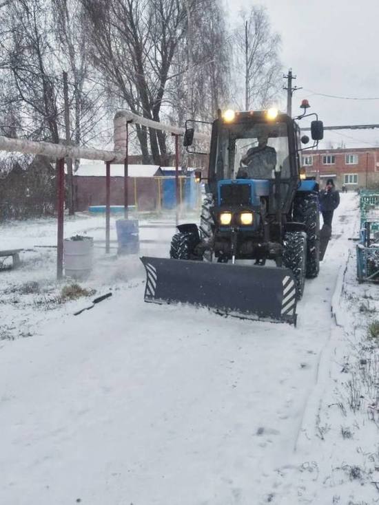 «Люди не должны ходить по месиву и поскальзываться»,- пензенский губернатор поставил задачу коммунальщикам по уборке снега