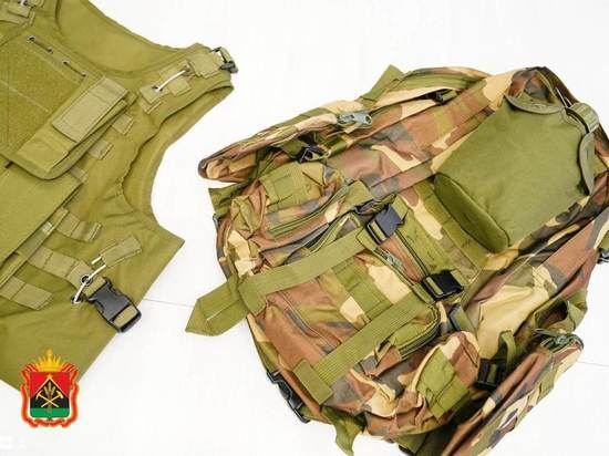Кузбассовцам показали состав выдаваемого мобилизованным специального рюкзака