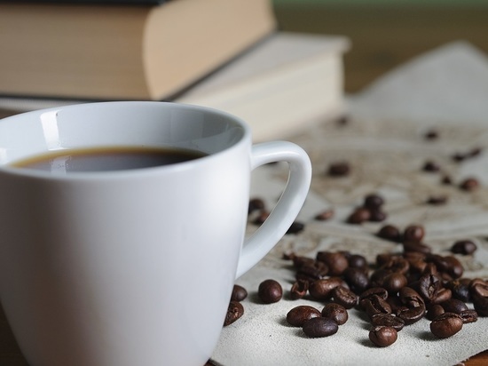 Россиянам посоветовали ежедневно выпивать четыре чашки кофе для здоровья почек