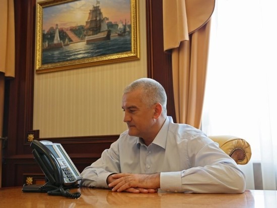 Разбирают на цитаты: Аксенов вошел в ТОП-10 самых упоминаемых в СМИ губернаторов