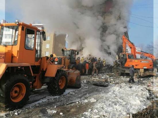Предварительную причину взрыва газа в доме на Сахалине озвучили власти