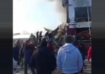 Губернатор Сахалина Валерий Лимаренко заявил, что один человек может оставаться под завалами после взрыва газа в доме в поселке Тымовское