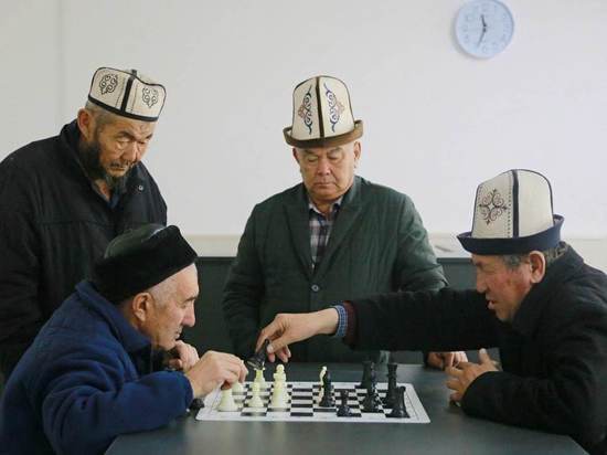 В кыргызском Оше открылся первый в городе шахматный зал