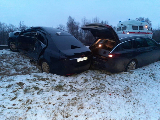 На трассе М-1 в Гагаринском районе произошло смертельное ДТП