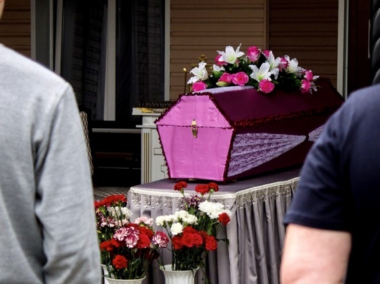 В Польше с почестями похоронили фермера, погибшего от украинской ракеты