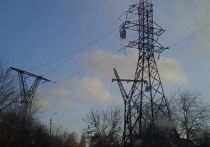 По сообщению мэра Донецка Алексея Кулемзина, сегодня утром в Киевском районе Донецка было обесточено девять трансформаторных подстанций