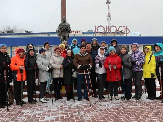 В Менделеевске прошел первый районный фестиваль по скандинавской ходьбе