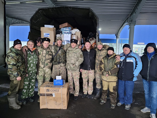 Кубанские казаки передали 30 тонн гуманитарной помощи на Донбасс