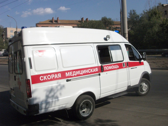 В подшефный Докучаевск из Владимира отправили машины скорой помощи и оборудование