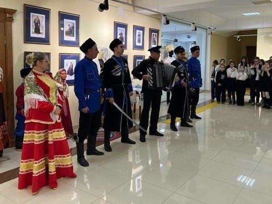 В Дагестане проходит выставка «Казачий костюм»