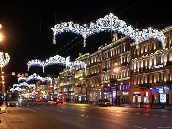 За украшение городов к Новому году выступили 70 % россиян