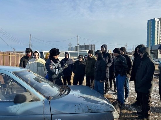 Красноярские студенты побывали на кладбище автомобилей