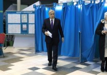 Действующий президент Казахстана Касым-Жомарт Токаев одерживает победу в первом туре внеочередных выборов главы республики, набрав 81,31% голосов голосов избирателей