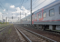 В России с 1 сентября 2023 года пассажиры верхних полок поездов официально получат право временно занимать нижние полки для приема пищи