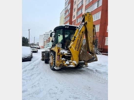 Коммунальные службы Смоленска оперативно справляются с последствиями снегопада