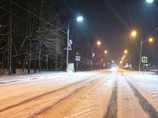 Разыскивают очевидцев: в Тверской области водитель наехал на пешехода и скрылся