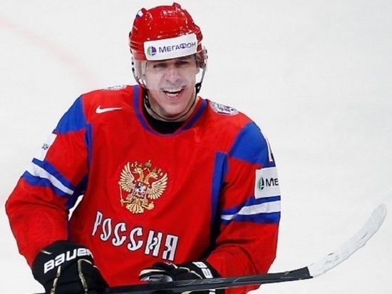Магнитогорский хоккеист Евгений Малкин сыграл в НХЛ 1000 матчей