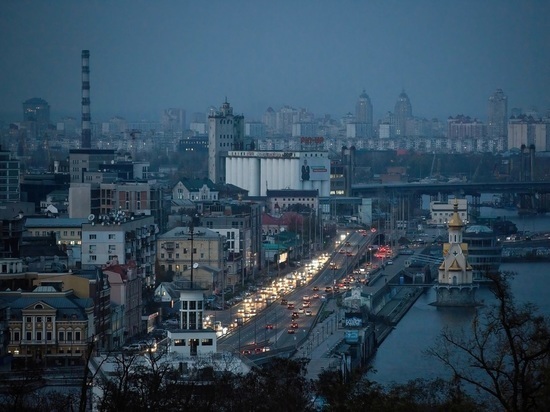 В Киеве ввели экстренные отключения электричества