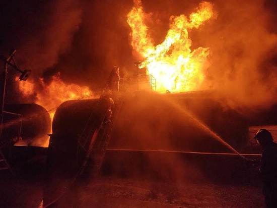 Пожар на нефтебазе в Макеевке ликвидирован