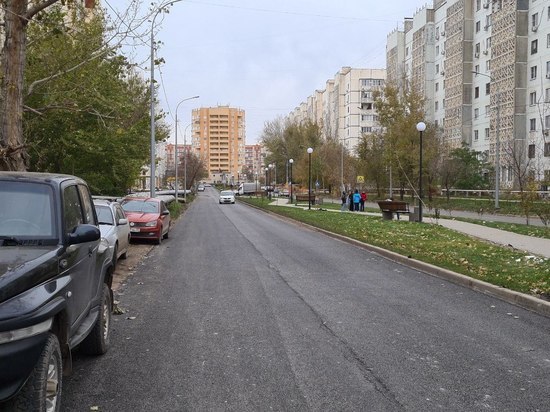 В Астрахани с опережением плана- графика ремонтируют дороги