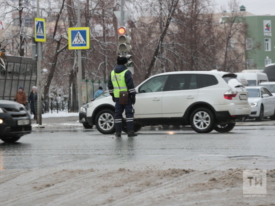 ГИБДД устроит облаву на выезжающих на встречку казанских водителей