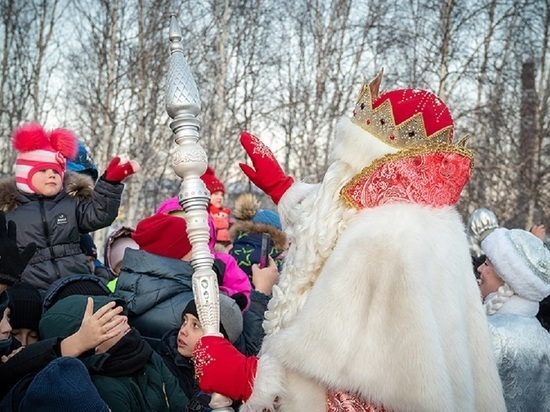 В Алтайский край впервые приедет поезд Деда Мороза