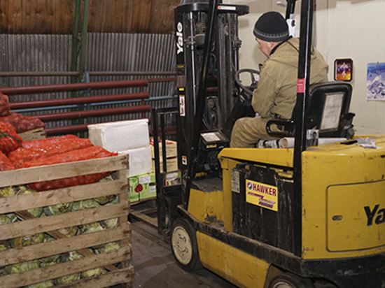 Более 4,7 тысяч тонн продуктов доставил на Чукотку Чукотоптторг