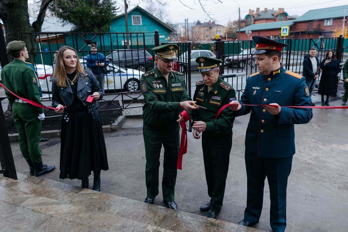 Военный прокурор Западного военного округа открыл новое здание военной прокуратуры Костромского гарнизона